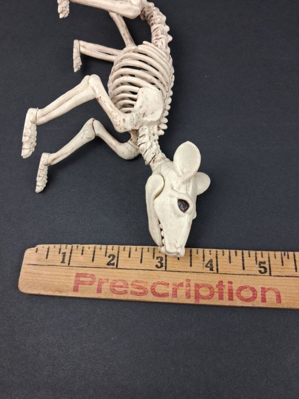 Creepy Skeleton Bat & Rat Figurines Spooky Home Decor - Picture 7 of 10